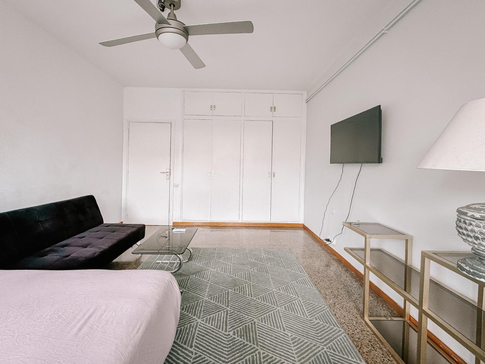 Lovely Rooms In Shared Apartment Gracia Neighborhood برشلونة المظهر الخارجي الصورة