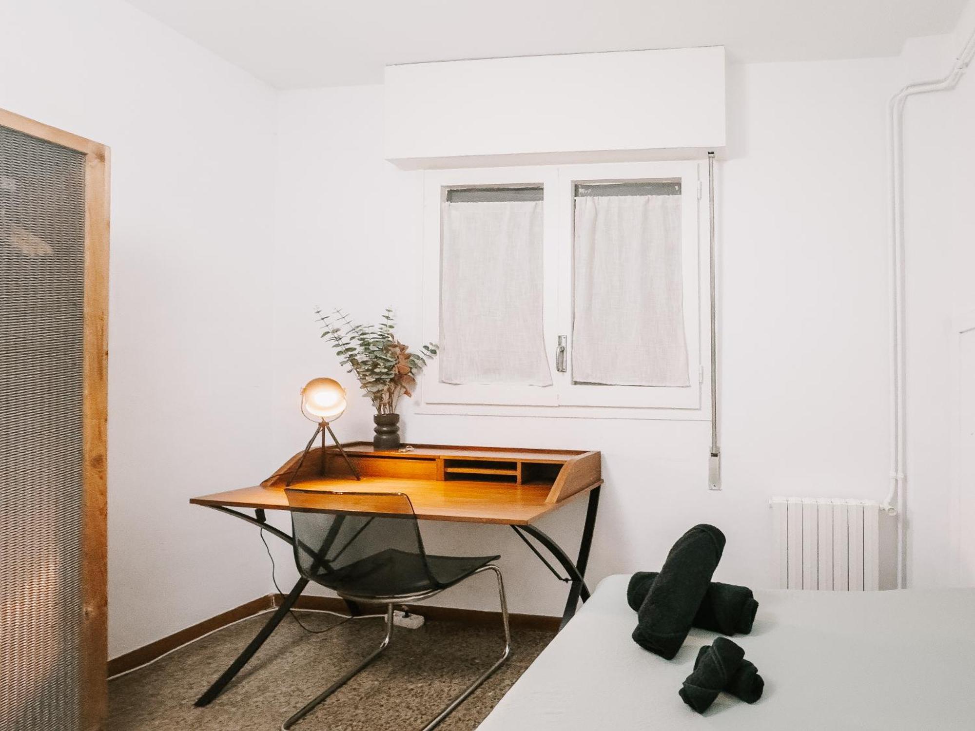 Lovely Rooms In Shared Apartment Gracia Neighborhood برشلونة المظهر الخارجي الصورة